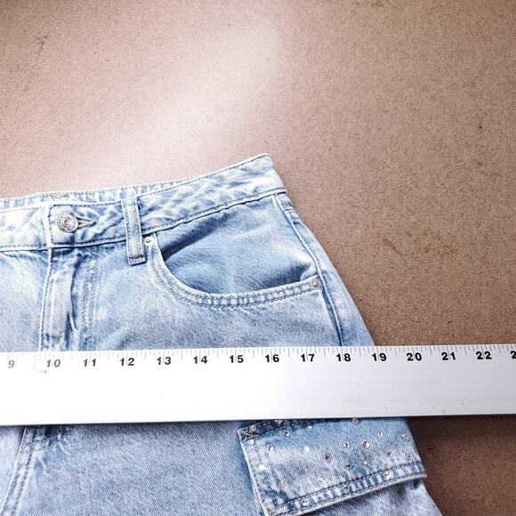 Forever 21 Premium Wide Straight Leg Cargo Jeans Sz 27 Blue Lt Wash Streetwear - Picture 9 of 12